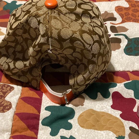 Brown Patterned Cap - Picture 2 of 3